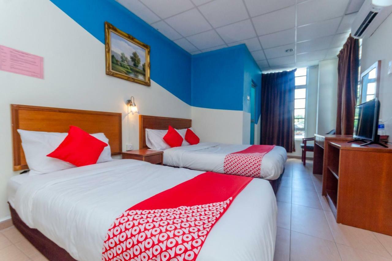 Oyo 702 D View Hotel Mersing Exterior foto